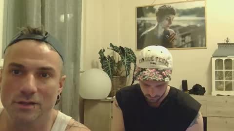 Snapshot of lmmsc chatting on 01-09-26, 10:00 Zzzmax online show from 01-09-26, 10:00