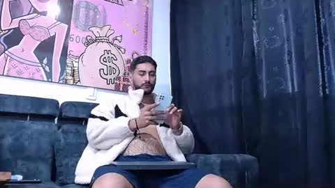 lobocruzlatino online show from 01-26-25, 12:22