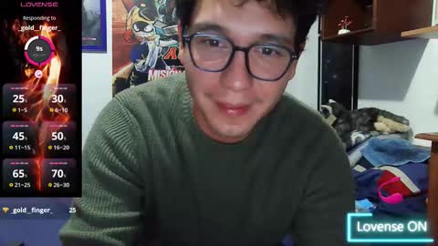 Snapshot of lobomx19 chatting on 11-09-25, 04:11 Lobo online show from 11-09-25, 04:11