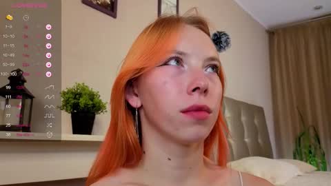 Snapshot of locksstar chatting on 09-19-25, 05:02 Hello Im Christy online show from 09-19-25, 05:02