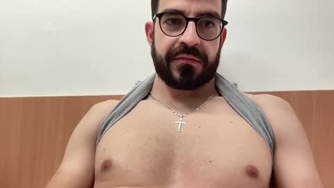 Snapshot of lofas12345 chatting on 01-10-25, 03:37 lofas12345 online show from 01-10-25, 03:37