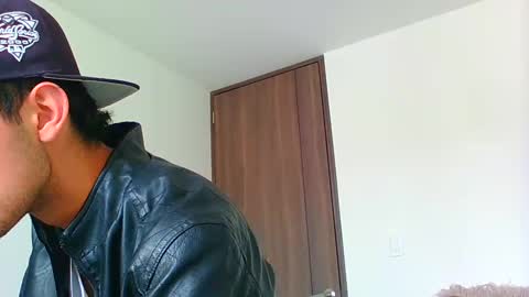 Snapshot of logaan_grey chatting on 01-02-25, 04:35 logaan_grey online show from 01-02-25, 04:35