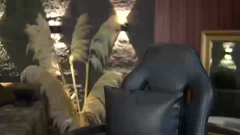 logan_cardenas1 online show from 03-12-26, 11:33