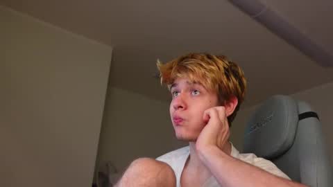 LOGAN FRASER online show from 11-09-25, 02:26