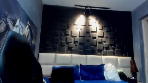 logan_varela online show from 12-24-24, 09:17