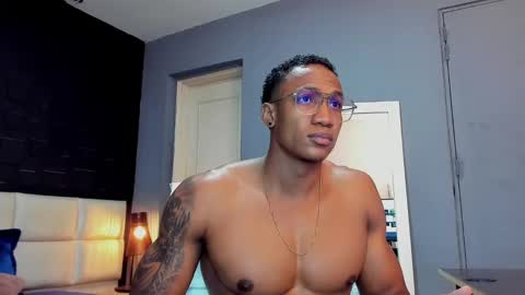 logan_varela online show from 01-02-25, 10:22