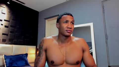 logan_varela online show from 01-04-25, 12:05