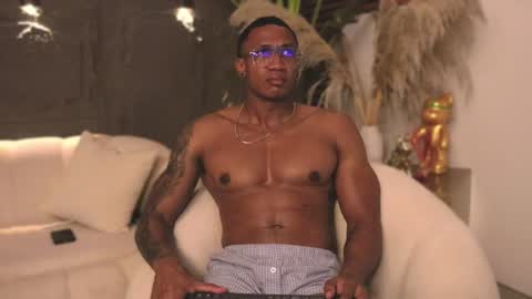 logan_varela online show from 02-20-25, 07:08