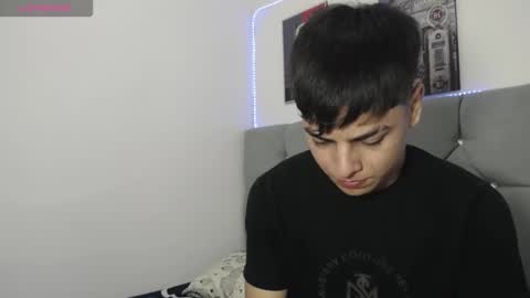 loganjhonson19 online show from 01-12-26, 03:01