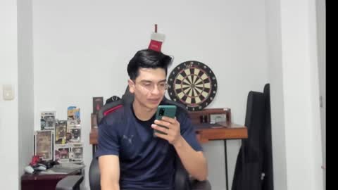 Snapshot of logannick chatting on 01-06-25, 08:03 Logan online show from 01-06-25, 08:03