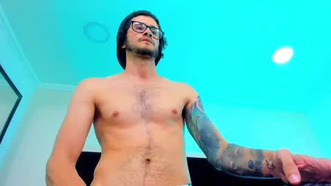 Loggan online show from 02-03-25, 02:36