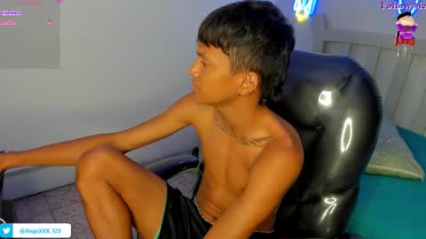 LOUIS online show from 11-11-25, 05:40