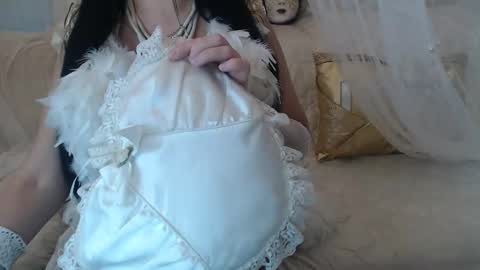 Lilu online show from 01-11-26, 07:24