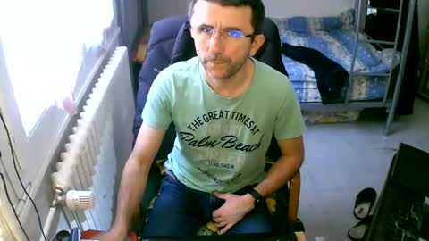 Snapshot of lokoum39 chatting on 01-03-25, 01:58 lokoum39 online show from 01-03-25, 01:58