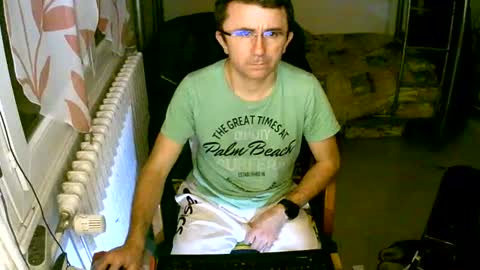 Snapshot of lokoum39 chatting on 01-16-25, 09:30 lokoum39 online show from 01-16-25, 09:30