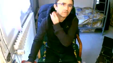 Snapshot of lokoum39 chatting on 01-19-25, 03:10 lokoum39 online show from 01-19-25, 03:10