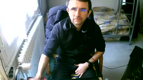 Snapshot of lokoum39 chatting on 01-20-25, 12:07 lokoum39 online show from 01-20-25, 12:07