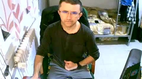 Snapshot of lokoum39 chatting on 02-03-25, 01:09 lokoum39 online show from 02-03-25, 01:09