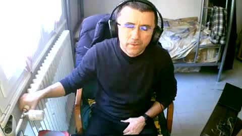Snapshot of lokoum39 chatting on 02-17-25, 12:16 lokoum39 online show from 02-17-25, 12:16