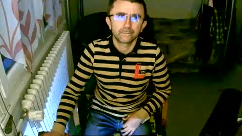 Snapshot of lokoum39 chatting on 02-21-25, 05:42 lokoum39 online show from 02-21-25, 05:42