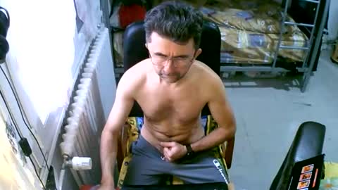 lokoum39 online show from 12-23-25, 10:35