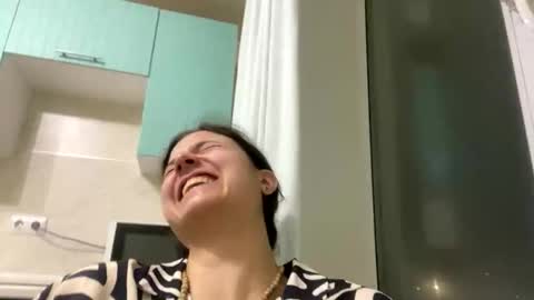 Snapshot of lola_aspis chatting on 11-06-25, 04:19 lola_aspis online show from 11-06-25, 04:19