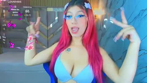 Lola online show from 11-17-25, 12:44