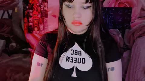 Snapshot of lola_chi chatting on 02-02-25, 03:10 Lola Chi online show from 02-02-25, 03:10