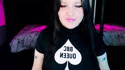 Snapshot of lola_chi chatting on 09-13-25, 08:52 Lola Chi online show from 09-13-25, 08:52