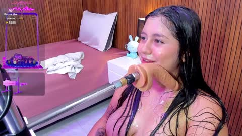 lola online show from 01-10-25, 02:34