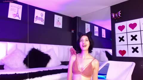 Lola online show from 03-06-25, 01:24