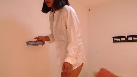 lolaandcamille online show from 10-17-25, 01:57