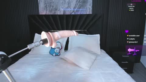 Lola Angel online show from 12-10-24, 05:28