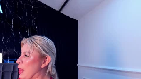 Lola Angel online show from 09-22-25, 07:49