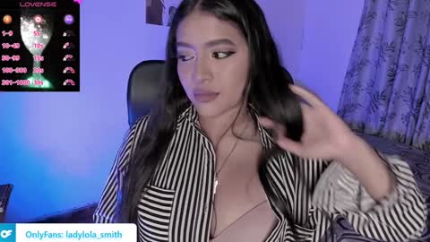 Snapshot of lolaasmith_21 chatting on 01-10-25, 10:36 lolaasmith_21 online show from 01-10-25, 10:36