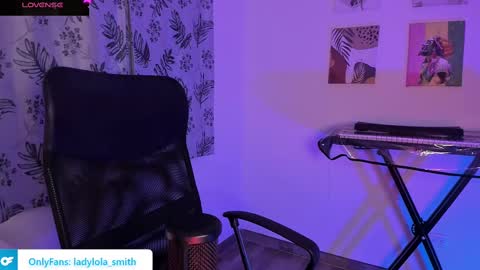 Snapshot of lolaasmith_21 chatting on 03-06-25, 12:10 lolaasmith_21 online show from 03-06-25, 12:10
