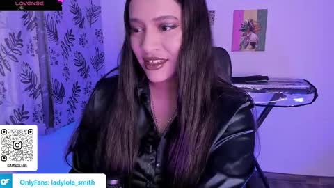 Snapshot of lolaasmith_21 chatting on 03-11-25, 02:10 lolaasmith_21 online show from 03-11-25, 02:10