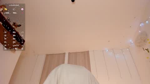 Snapshot of lolaberry_ chatting on 01-26-25, 09:08 Lola Berry online show from 01-26-25, 09:08