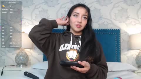  Lola Berry  online show from 01-07-26, 03:31