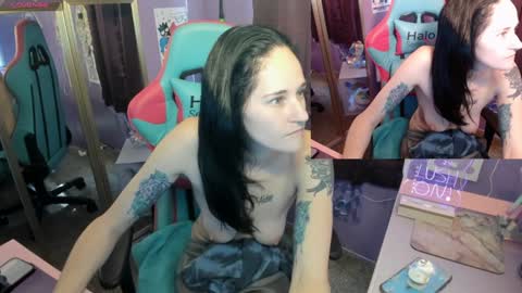 Snapshot of lolabunny9 chatting on 12-06-24, 06:06 Lola online show from 12-06-24, 06:06