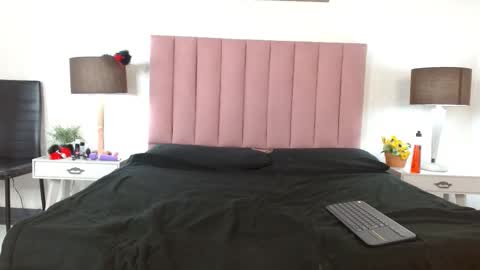 lolagolden1 online show from 10-08-25, 10:57