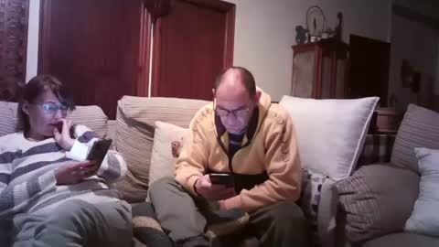 LOLA HUESO y ERIC online show from 02-28-25, 05:59