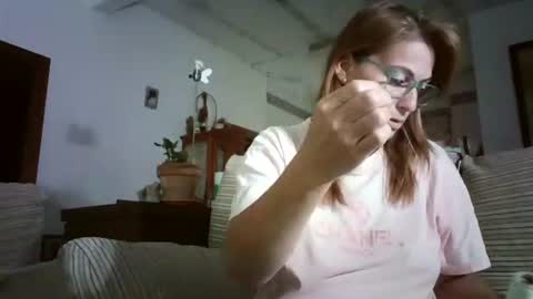 LOLA HUESO y ERIC online show from 10-11-25, 08:24