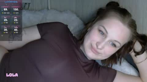 Snapshot of lolalibellule chatting on 10-27-25, 10:47 Lola online show from 10-27-25, 10:47