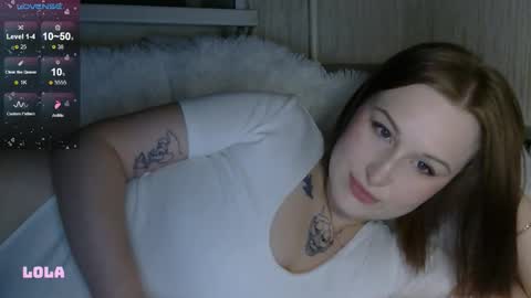 Snapshot of lolalibellule chatting on 10-29-25, 06:31 Lola online show from 10-29-25, 06:31