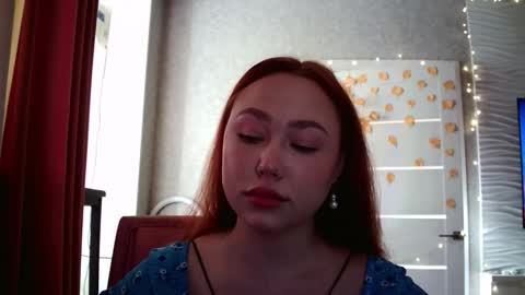 Lola online show from 10-20-25, 09:54