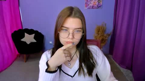 Lola pvt is OPEN online show from 02-10-25, 09:47