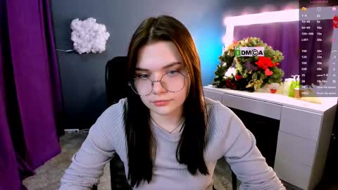 Lola pvt is OPEN online show from 02-19-25, 03:49