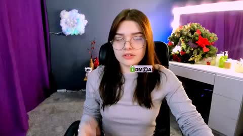 Lola pvt is OPEN online show from 02-21-25, 09:34