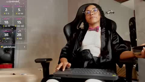 lolareyes1 online show from 02-07-26, 08:12